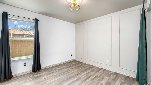 225 Virginia, Pleasanton, TX 78064