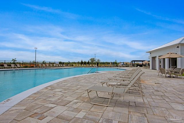 4773 Eider Rd, Pace, FL 32571