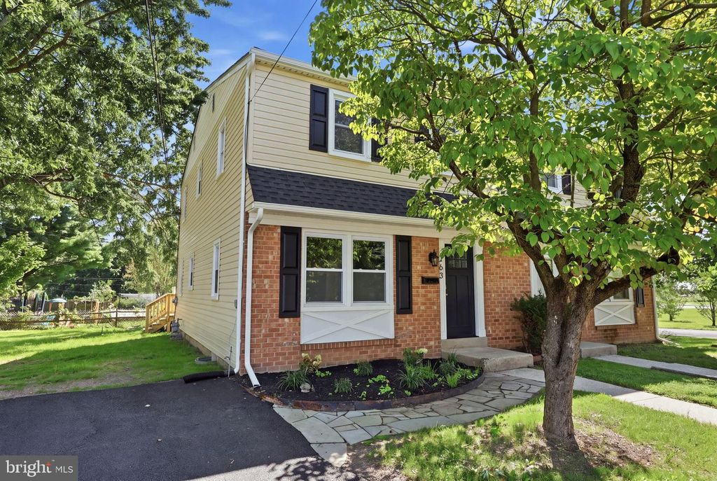 263 N PENROSE ST, QUAKERTOWN, PA 18951 — photo 5