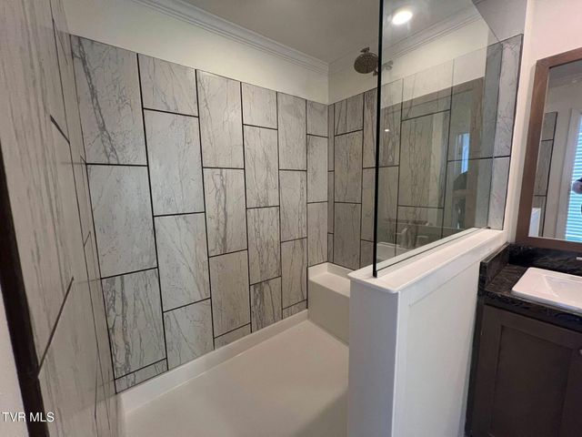 286 Race Track Road, Rogersville, TN 37857