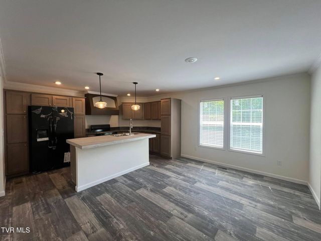 286 Race Track Road, Rogersville, TN 37857