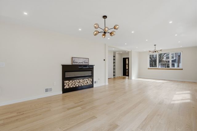 8 Purvis Street 8, Watertown, MA 02472