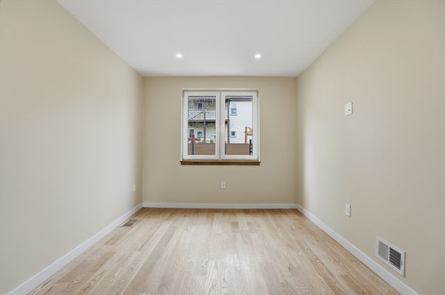 8 Purvis Street 8, Watertown, MA 02472