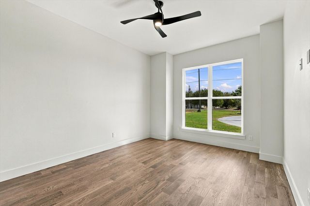 2931 N Mockingbird Lane, Midlothian, TX 76065