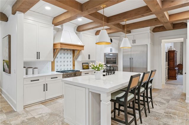 101 Hawkins Island Circle, St Simons Island, GA 31522