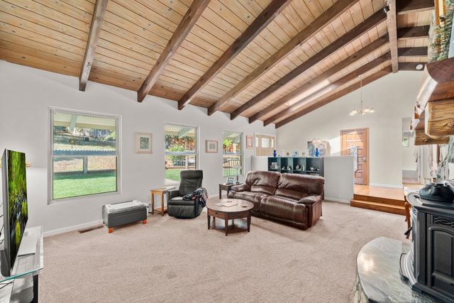 16429 Glenbrae Ln, Meadow Vista, CA 95722