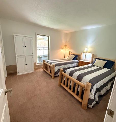 16429 Glenbrae Ln, Meadow Vista, CA 95722