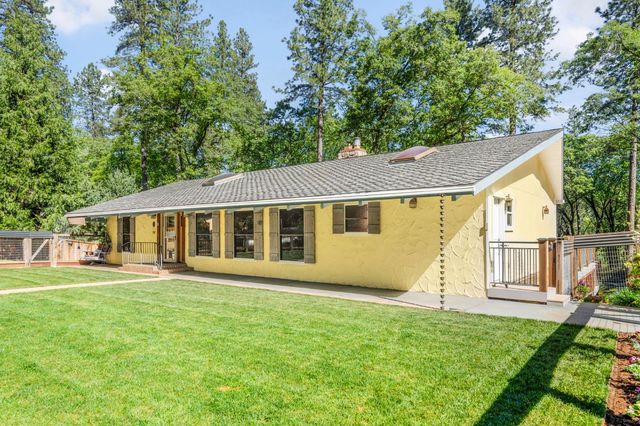 16429 Glenbrae Ln, Meadow Vista, CA 95722