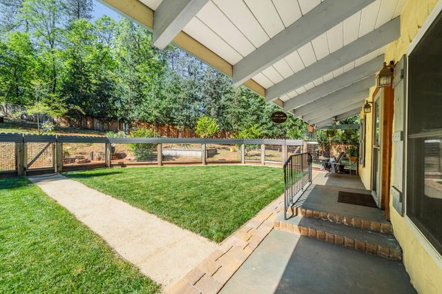 16429 Glenbrae Ln, Meadow Vista, CA 95722