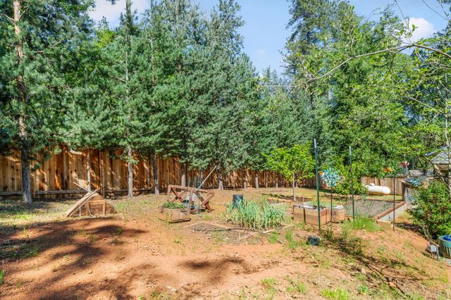 16429 Glenbrae Ln, Meadow Vista, CA 95722