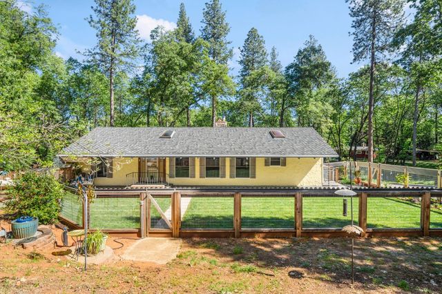 16429 Glenbrae Ln, Meadow Vista, CA 95722