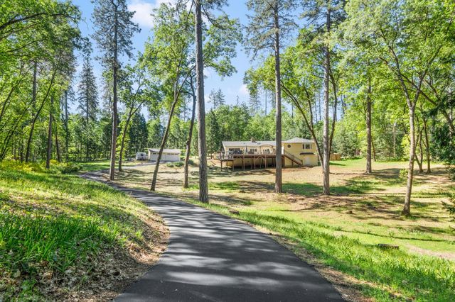 16429 Glenbrae Ln, Meadow Vista, CA 95722