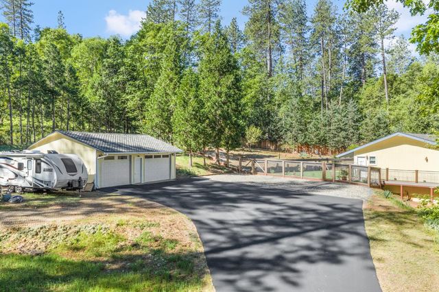 16429 Glenbrae Ln, Meadow Vista, CA 95722