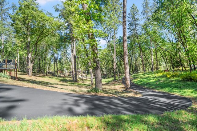 16429 Glenbrae Ln, Meadow Vista, CA 95722