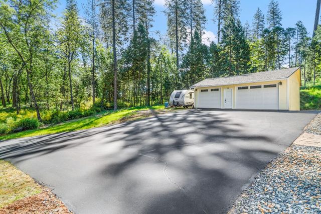 16429 Glenbrae Ln, Meadow Vista, CA 95722