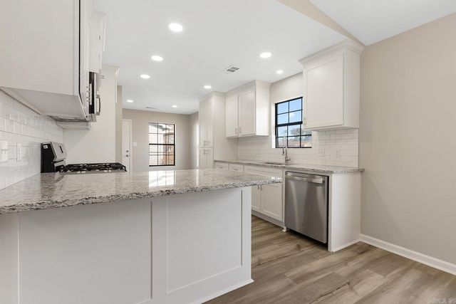 14201 Krestview Drive, Mabelvale, AR 72103