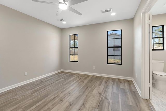 14201 Krestview Drive, Mabelvale, AR 72103