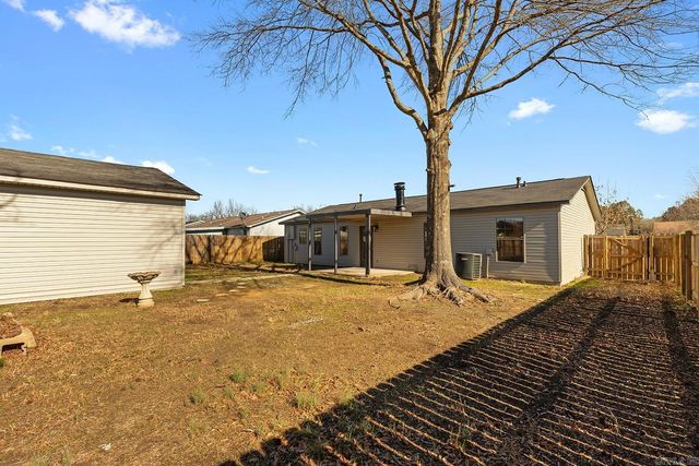 14201 Krestview Drive, Mabelvale, AR 72103