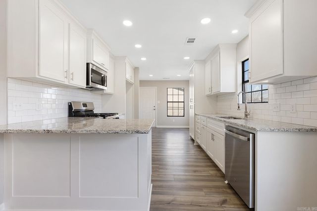 14201 Krestview Drive, Mabelvale, AR 72103