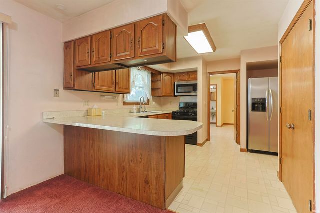 15859 Homestead Trail, Granger, IN 46530