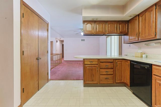 15859 Homestead Trail, Granger, IN 46530