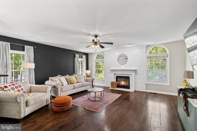 4811 HARVEST GLEN CT, Fredericksburg, VA 22408