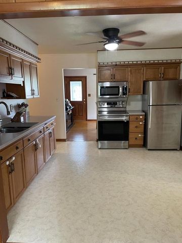 763 10th AVENUE, Grafton, WI 53024