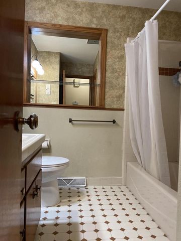 763 10th AVENUE, Grafton, WI 53024