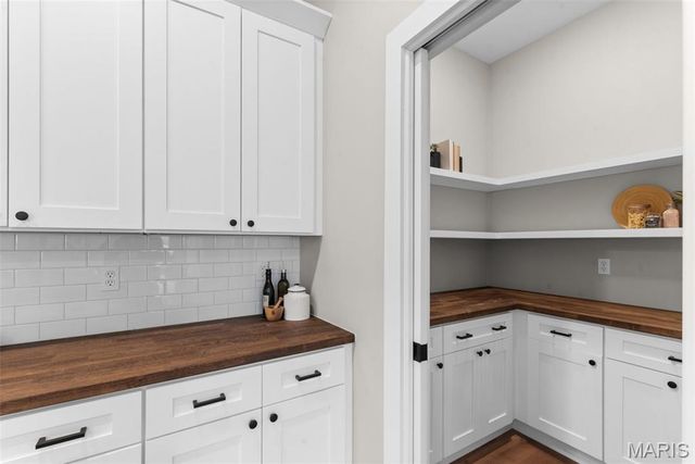 3229 Portis Avenue, St Louis, MO 63116