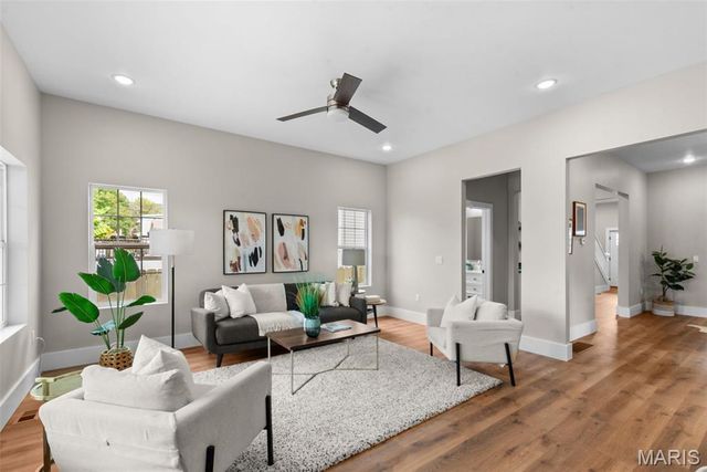 3229 Portis Avenue, St Louis, MO 63116