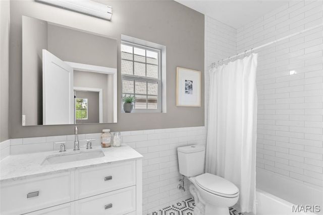 3229 Portis Avenue, St Louis, MO 63116