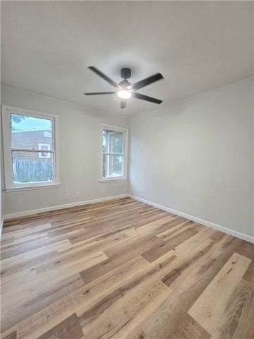1532 Daytona Dr, Corpus Christi, TX 78415