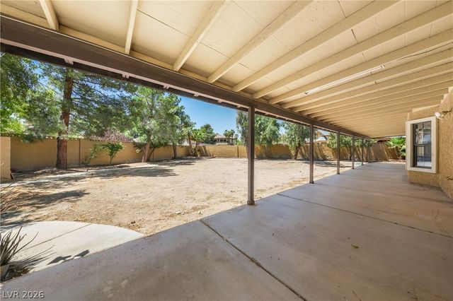 5555 Palmyra Avenue, Las Vegas, NV 89146