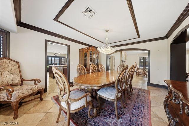 5555 Palmyra Avenue, Las Vegas, NV 89146