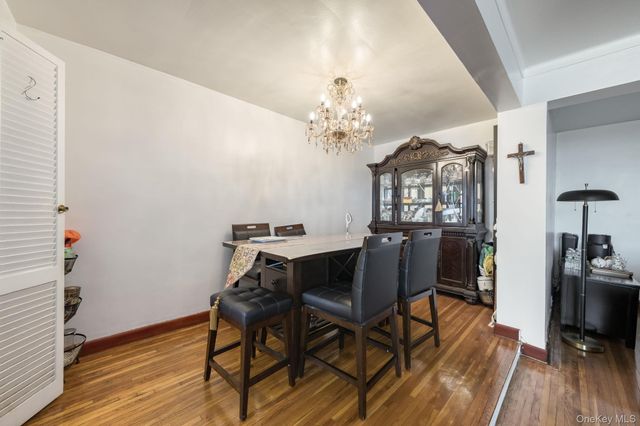 143-50 Hoover Avenue 306, Briarwood, NY 11435