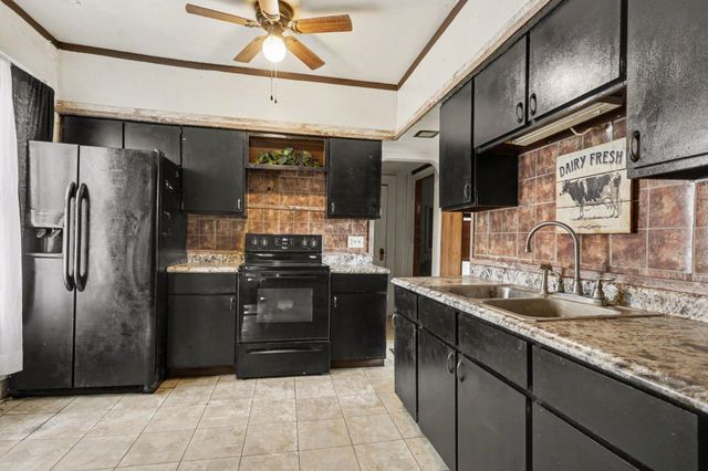 701 W Wheeling Street, Lancaster, OH 43130