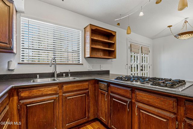 7400 Big Bend Drive, El Paso, TX 79904