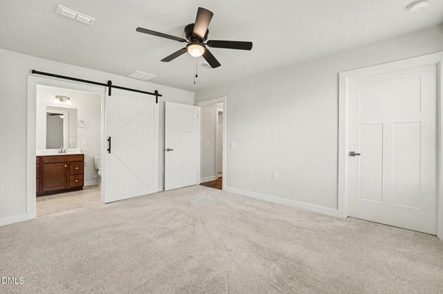 8549 Kenridge Lane, Fuquay Varina, NC 27526