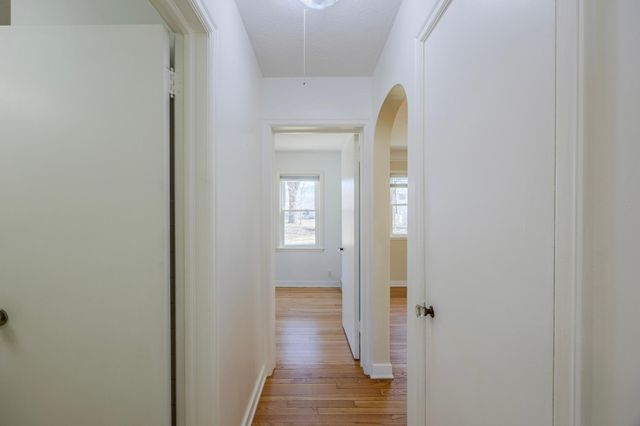 125 Ridgewood Drive, Hopkins, MN 55343