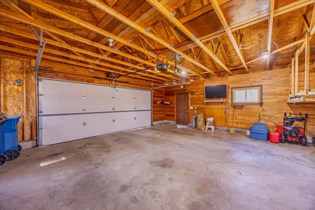 125 Ridgewood Drive, Hopkins, MN 55343