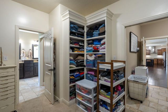 6410 SHALLOW RIVER DR, Columbia, MO 65201