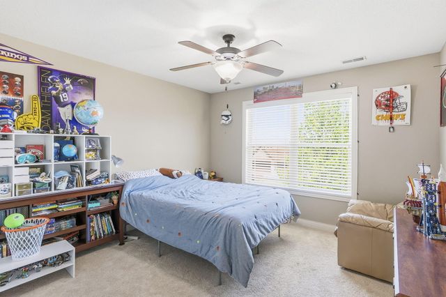 6410 SHALLOW RIVER DR, Columbia, MO 65201