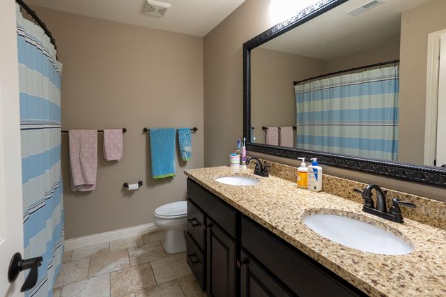 6410 SHALLOW RIVER DR, Columbia, MO 65201