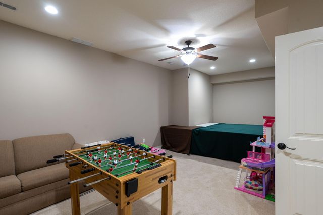 6410 SHALLOW RIVER DR, Columbia, MO 65201