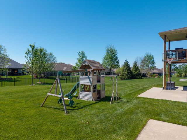 6410 SHALLOW RIVER DR, Columbia, MO 65201