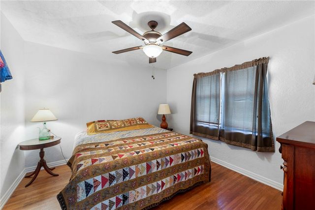 6724 Gardenia, Long Beach, CA 90805