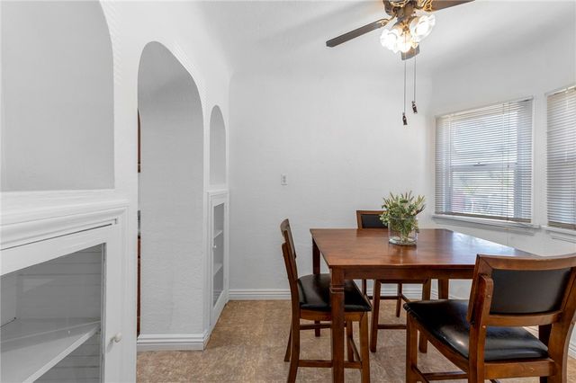 6724 Gardenia, Long Beach, CA 90805