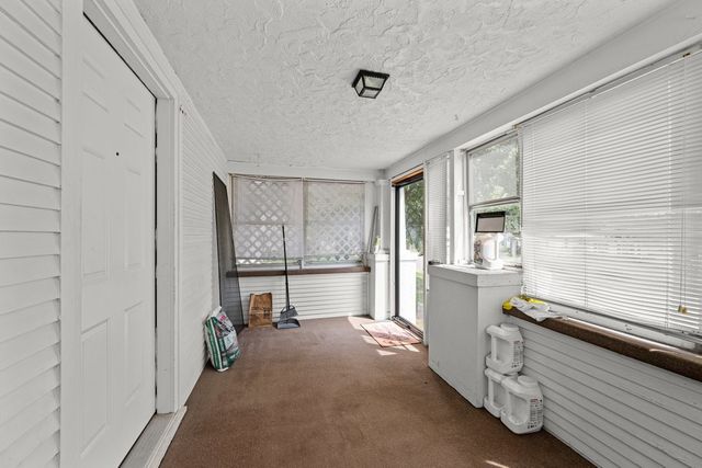 2922 9th Street, Rock Island, IL 61201