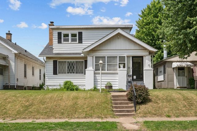 2922 9th Street, Rock Island, IL 61201
