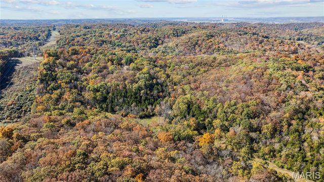 3476 Bassett Road, Pacific, MO 63069